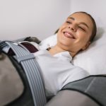 influencer getting defined abs with Emsculpt in Arlington VA